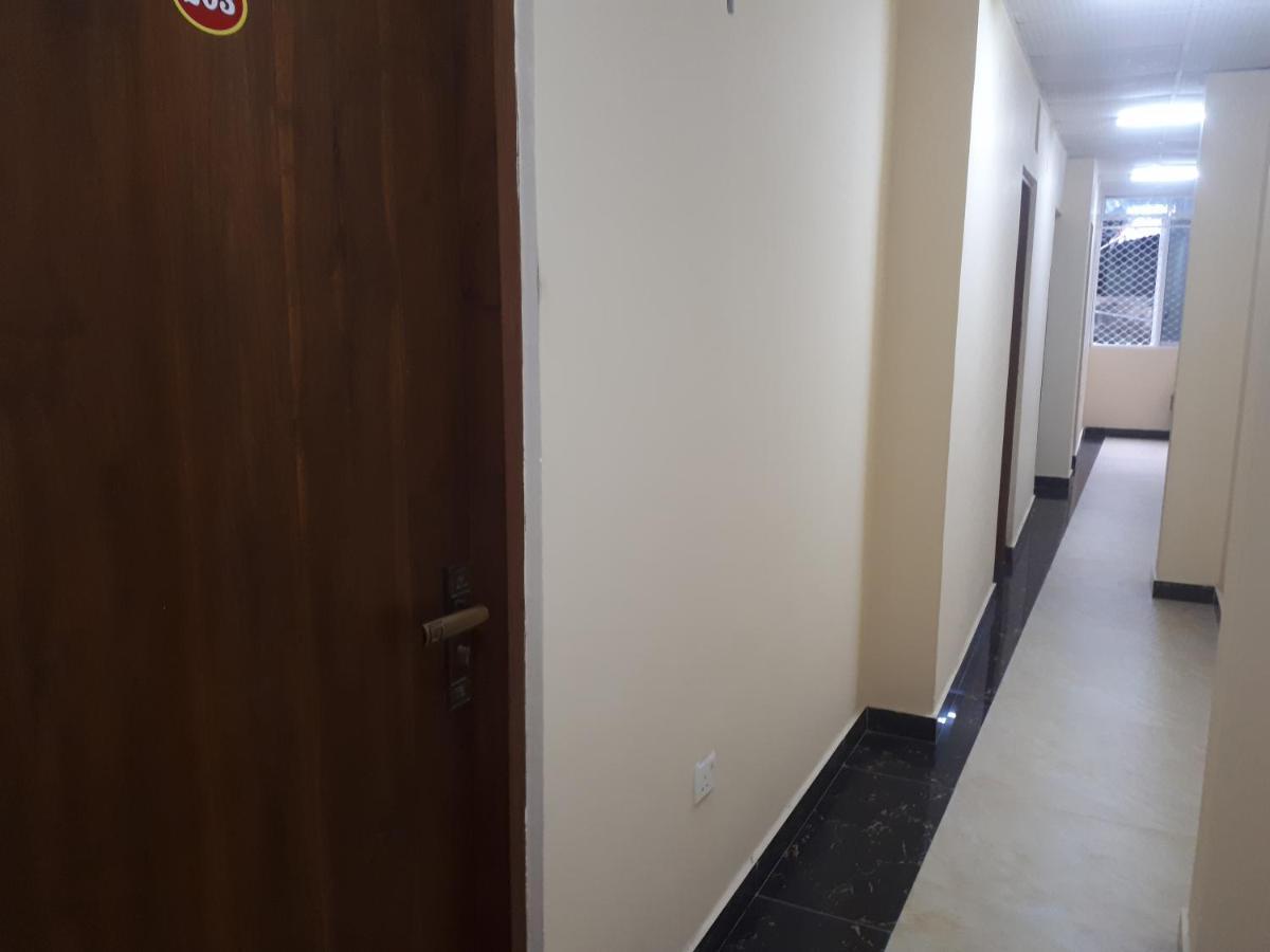 Royal Motel Colombo Eksteriør bilde
